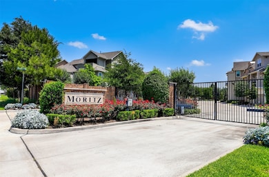 1707 Red Oak Point Dr, Houston, TX 77055 - photo 4