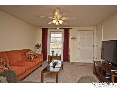 115 Wyatt St, Asheville, NC 28803 - photo 7
