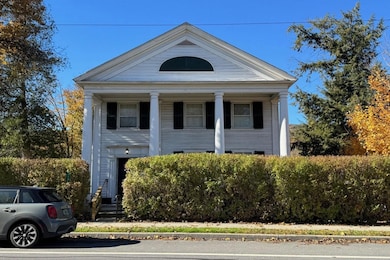 113 N Main St, Wallingford, VT 05773 - photo 2