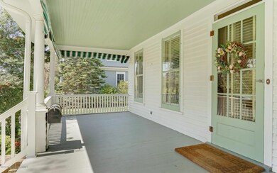 Oversized porch