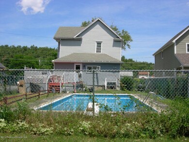 301 E Line St, Olyphant, PA 18447 - photo 5