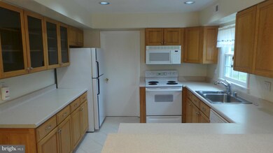 3708 Idolstone Ln, Bowie, MD 20715 - photo 2