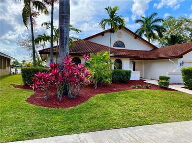 1531 E Oak Knoll Cir, Davie, FL 33324 - photo 2