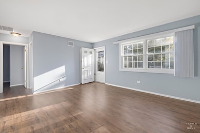 1208 Quincy Ct unit 11, Wheeling, IL 60090 - photo 4