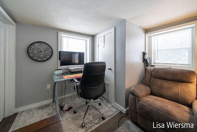 7-web-or-mls-11381-144th-ave