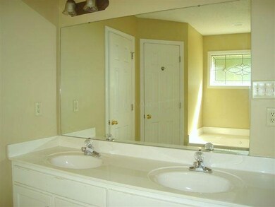 Master Bathroom w/double vanities plus His & Hers 