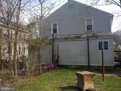 237-239 W Buck St unit B, Paulsboro, NJ 08066 - photo 4