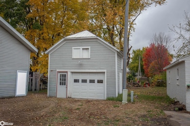 311 2nd St S, Wesley, IA 50483 - photo 4