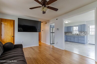 7121 Sky Blue Ave-06915