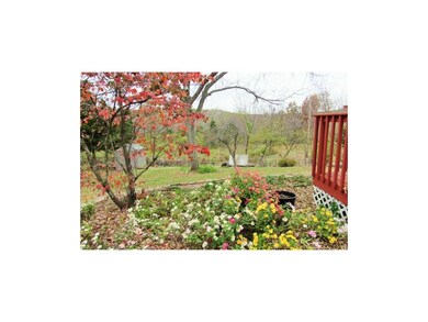 1/2 acre private corner lot w/spectacular views! F