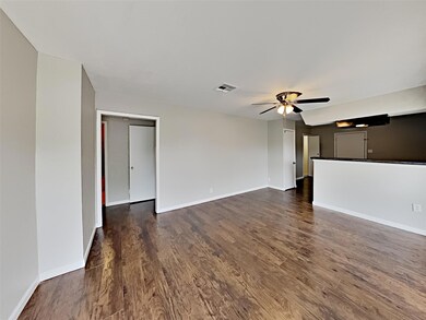 1102 Poindexter Ave, Cleburne, TX 76033 - photo 4