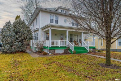 236 8th St, Lincoln, IL 62656 - photo 3