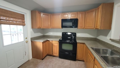 113 Vitra Place unit 2, San Antonio, TX 78210 - photo 5