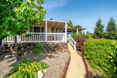 2043 Octavia St-8