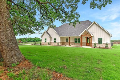 1729 Desvoignes Rd, Denison, TX 75021 - photo 4