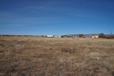 2300 W Santa fe Rd, Paulden, AZ 86334 - photo 6