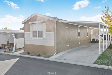 20843 Waalew Rd unit B48, Apple Valley, CA 92307 - photo 5