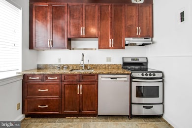 Carrollton Condominiums, Baltimore, MD 21218 - photo 5