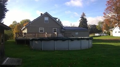1171 pool deck