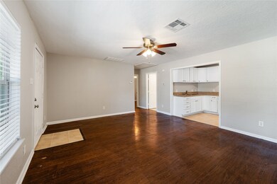 3902 Zephyr St, Houston, TX 77021 - photo 7