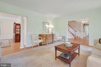 12001 Wetherfield Ln, Potomac, MD 20854 - photo 7