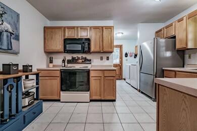 17 East St, Freeport, ME 04032 - photo 5