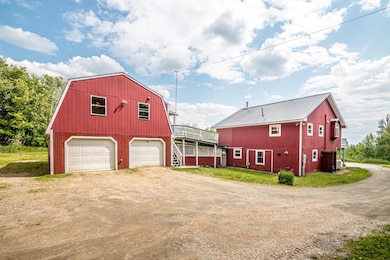 98 Rowell Rd, Lancaster, NH 03584 - photo 5