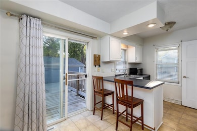 5722 Lincoln Ave, Des Moines, IA 50310 - photo 6