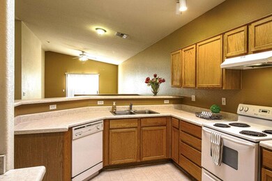 Kitchen4 (1)