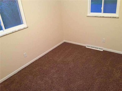 2401 Murray Dr, Toledo, OH 43613 - photo 6