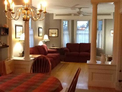 Living Room. Living Dininng