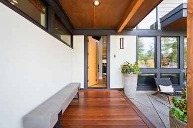 3125 NW Blodgett Way, Bend, OR 97703 - photo 4