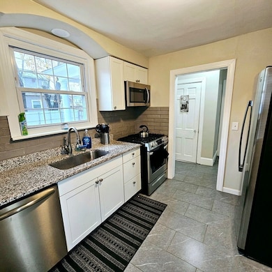 184 Canton St, Providence, RI 02908 - photo 3