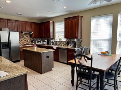 5806 Southampton Dr, Richardson, TX 75082 - photo 2