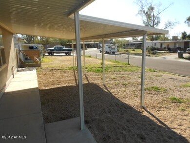 023-247126 front awning