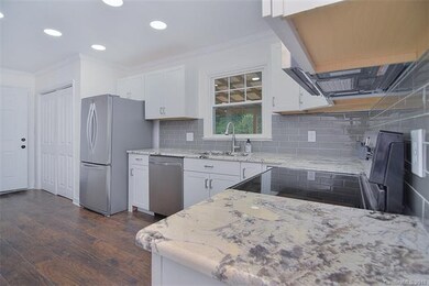 209 Mapleleaf Rd, Statesville, NC 28625 - photo 3