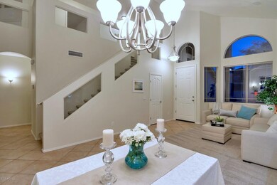 10234 Pine Valley Rd-large-011-20-Living