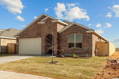 2108 Raleigh Point Dr, Midland, TX 79705 - photo 2