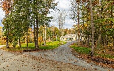 27 Hooper Rd, Walpole, NH 03608 - photo 2