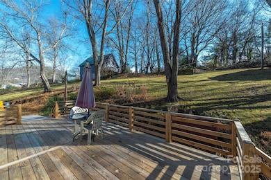 29 Moore St, Woodfin, NC 28804 - photo 3