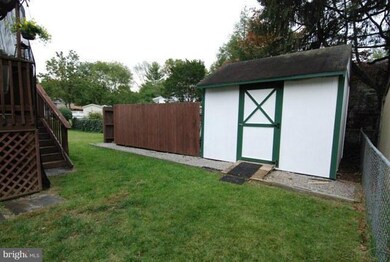 8706 Lagrange St, Lorton, VA 22079 - photo 7