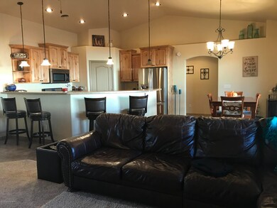 AQZ9dDMbRM+S2PfwMzUa7Q