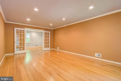 11904 Triple Crown Rd, Reston, VA 20191 - photo 4