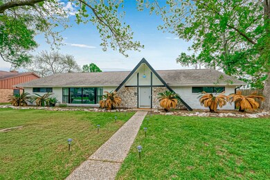 387 Connaught Way, Houston, TX 77015 - photo 4