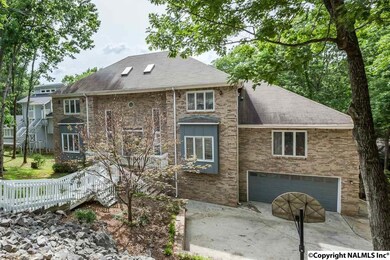 2614 Gawain Rd SE, Huntsville, AL 35803 - photo 3