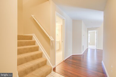 103 Timberbrook Ln unit 304, Gaithersburg, MD 20878 - photo 3