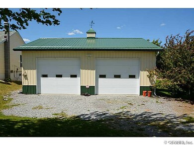 Garage.