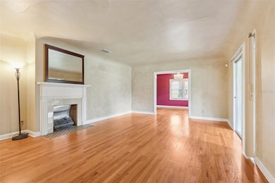 5803 Roberta Cir, Tampa, FL 33604 - photo 6