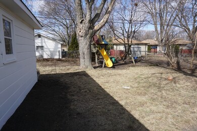 1916 Walnut St, Waukegan, IL 60087 - photo 5