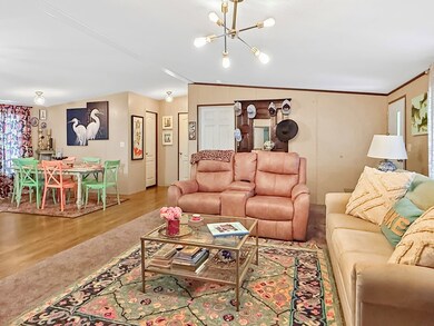 460 Pinemont Dr, Hemphill, TX 75948 - photo 3